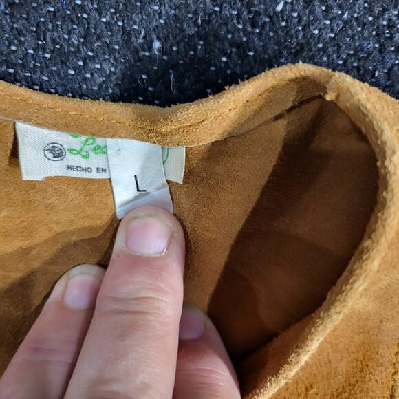 Vintage Child Cowboy fringe Vest Leather & Tony Lama belt n Buckle size 22 Large - Picture 4 of 10